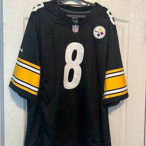 Kenny Pickett Steelers jersey. Onfield jear pressed numbers. worn once. men XXL